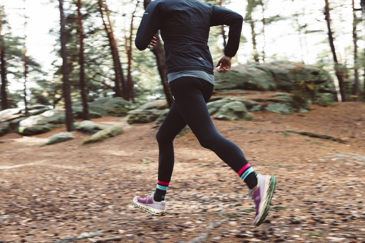 Compression Socks for Runners: Do They Actually Work? A Physiotherapist's Guide