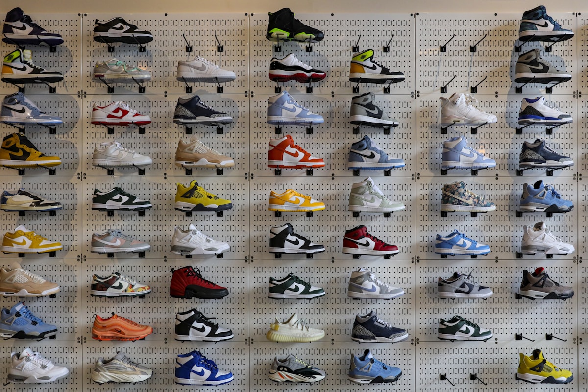 How to Choose Running Socks: The Complete Guide
